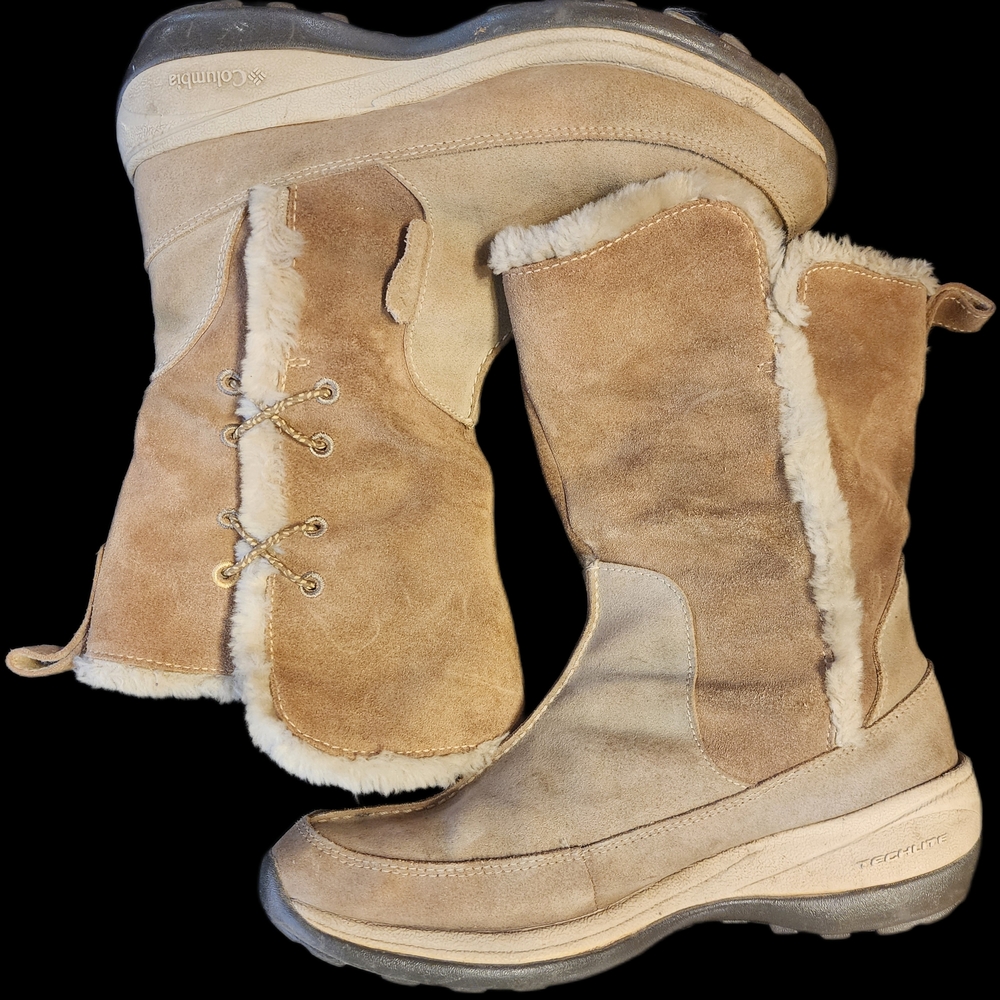 Columbia Delancey Sherpa Lined Winter Boots in Tan Suede Finish